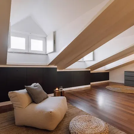 Molako - 1 Bedroom Penthouse In Principe Real דירה *
