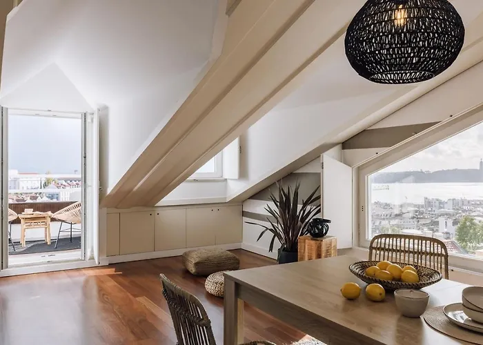 Molako - 1 Bedroom Penthouse In Principe Real